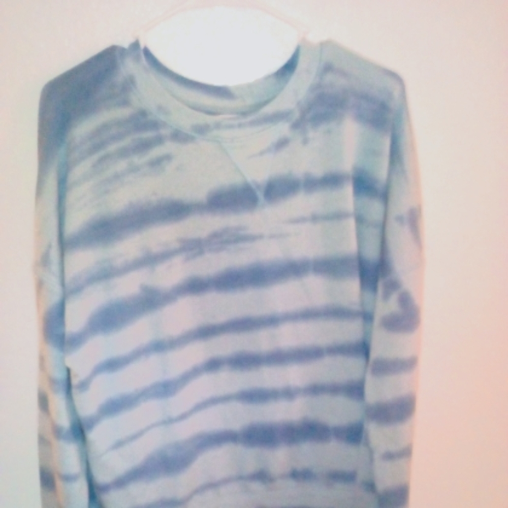 Women's xl 16/18 blue and white sweater
